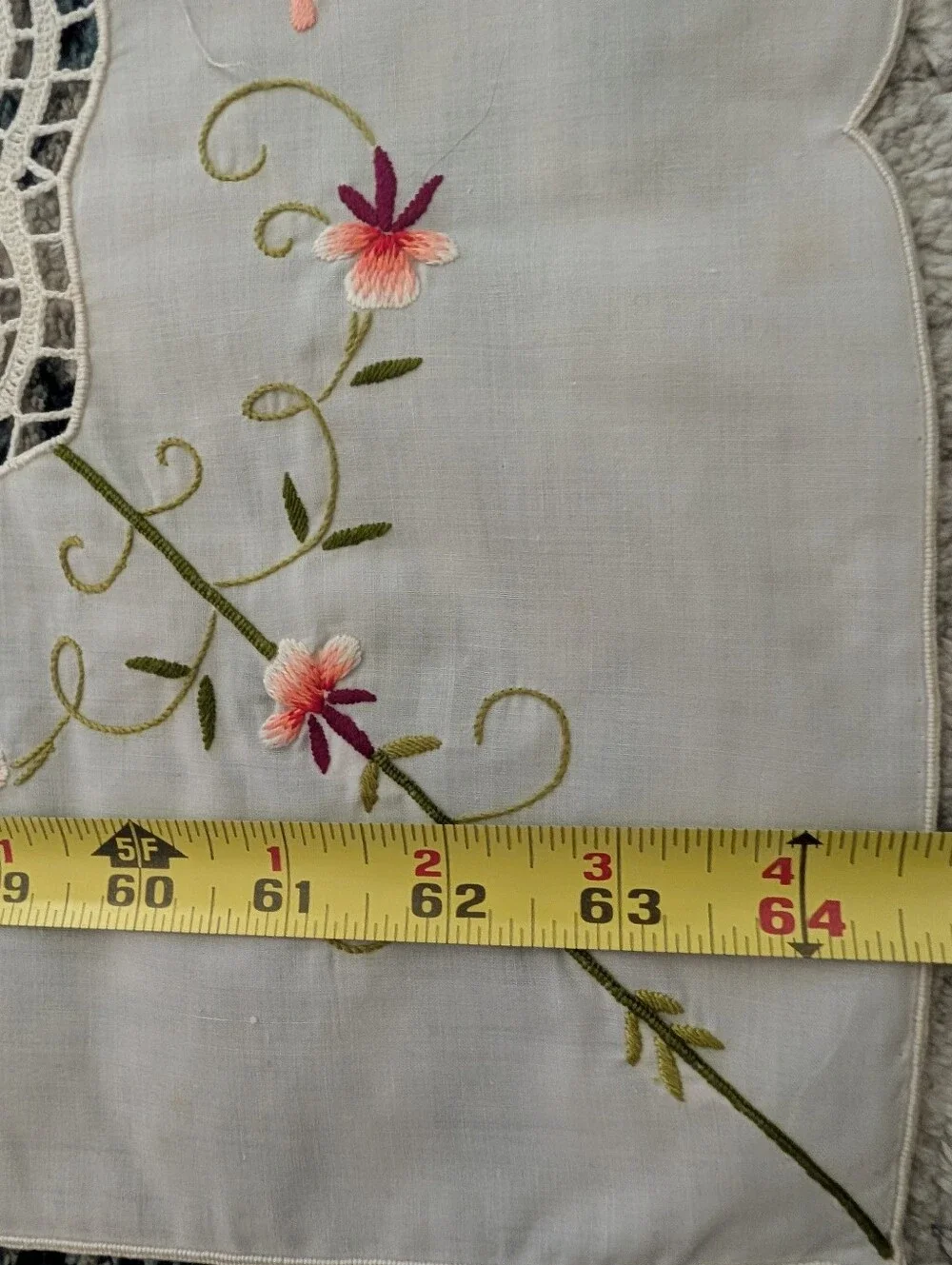 VTG Embroidered Floral Tablecloth - White Pink Green 8 Napkins Eyelet Grandma